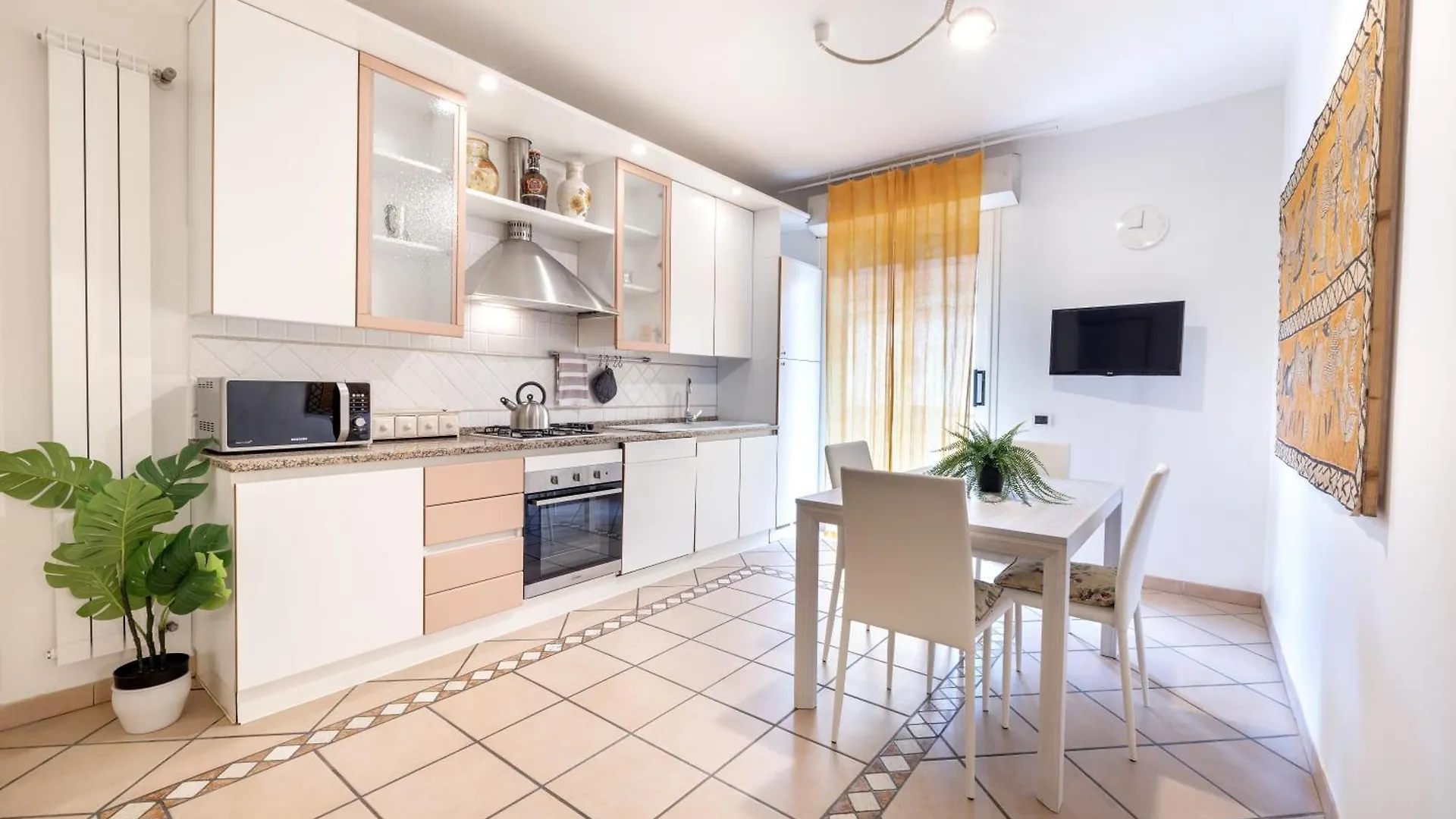 We Home - Dollaro House $ Riccione 0*,  Italy